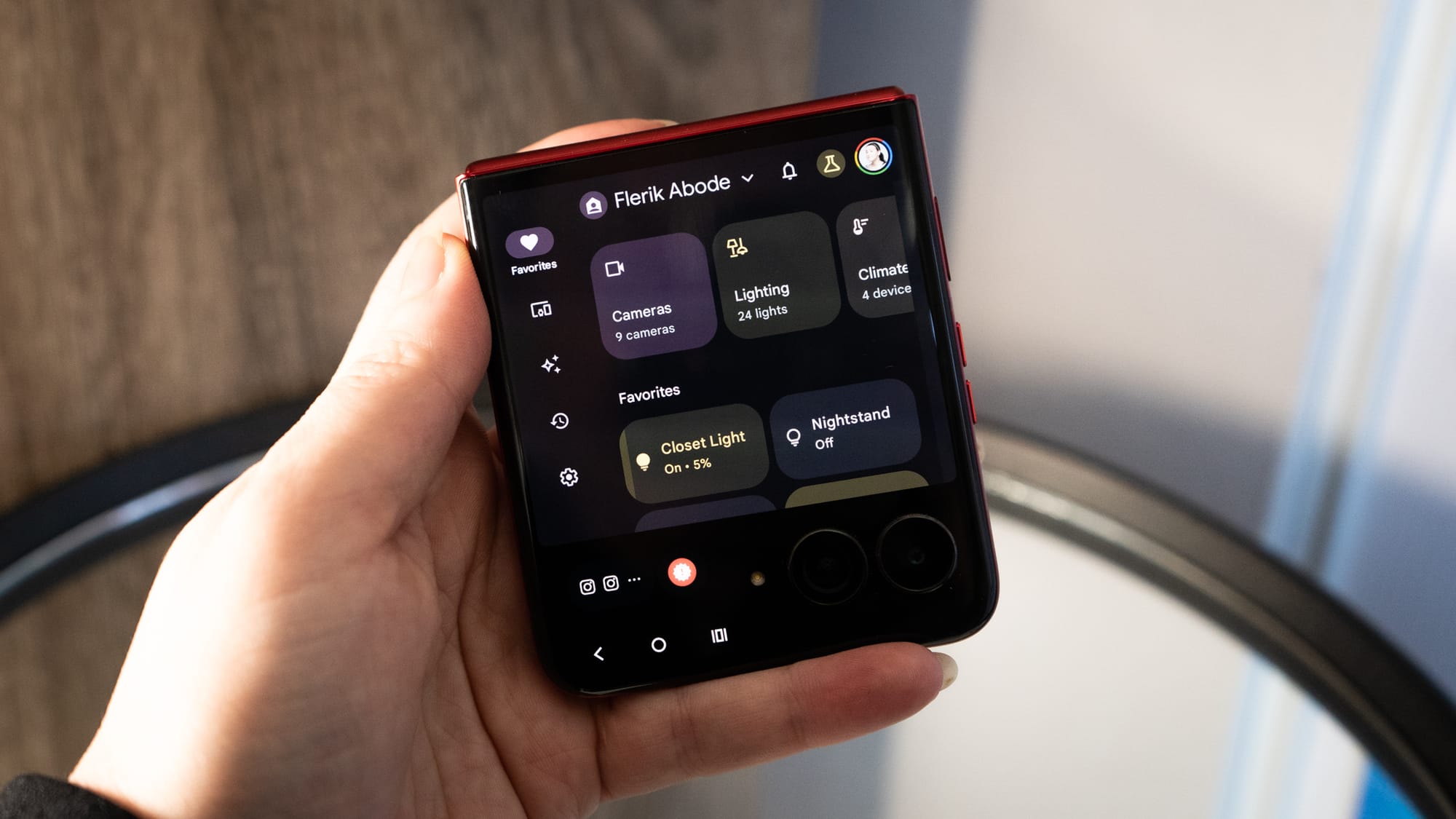 A photo of the Google Home app on the cover screen of the Razr Ultra 2025.