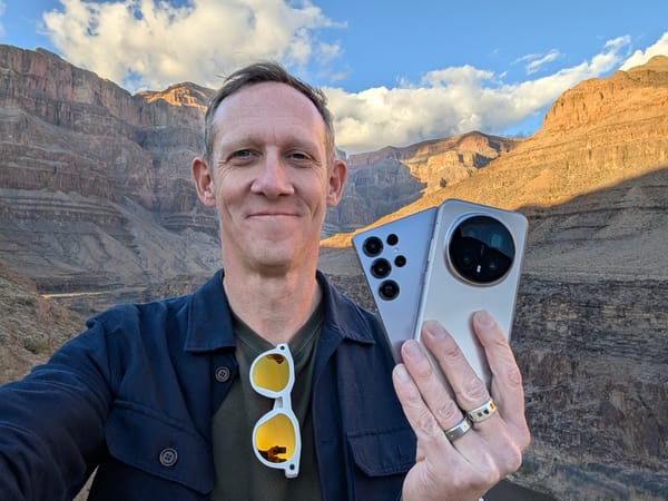 Honor Magic8 Pro vs. Samsung Galaxy S25 Ultra: From a helicopter over the Grand Canyon